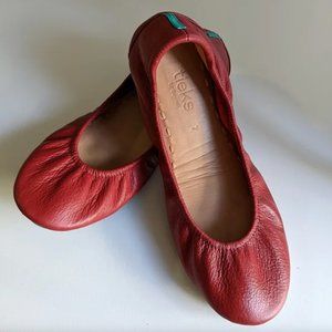 TIEKS Cardinal Red, size 7